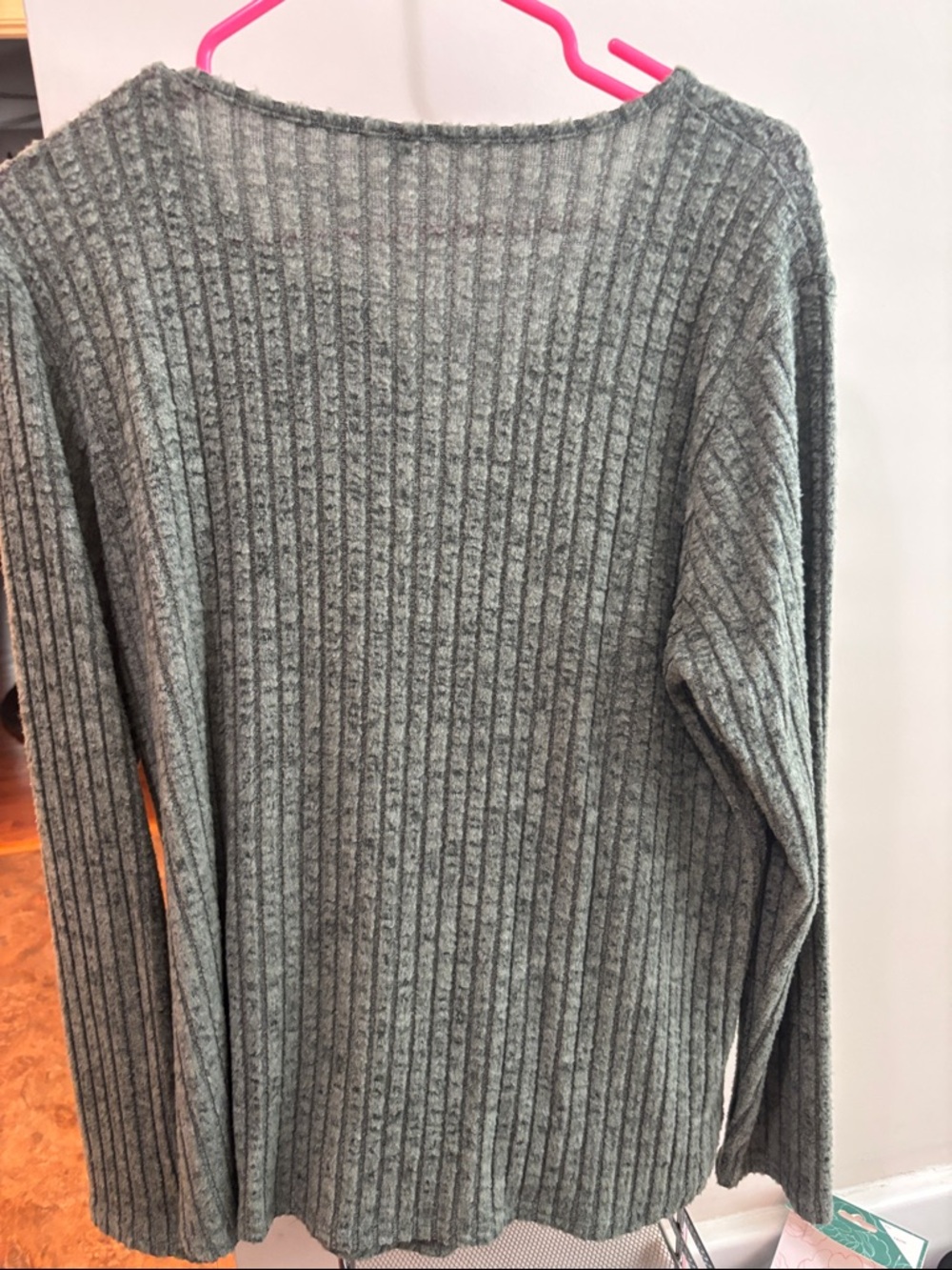 Green Ribbed V-Neck Button Pullover - Picture 3 of 3